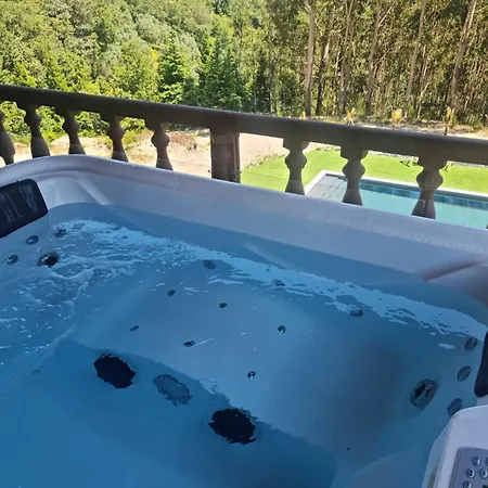 Hébergement de vacances Abadia House - *